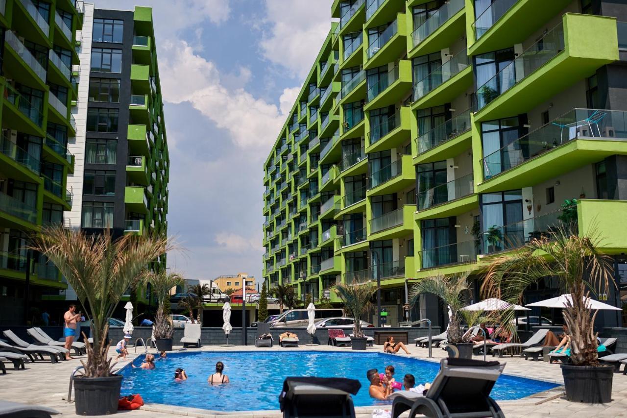 Nasty 24 Aparthotel Pool & Spa Mamaia Nord Нэводари Экстерьер фото