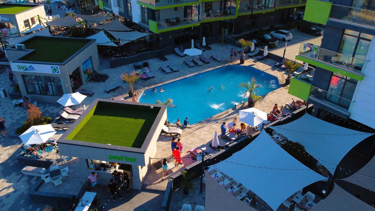 Nasty 24 Aparthotel Pool & Spa Mamaia Nord Нэводари Экстерьер фото