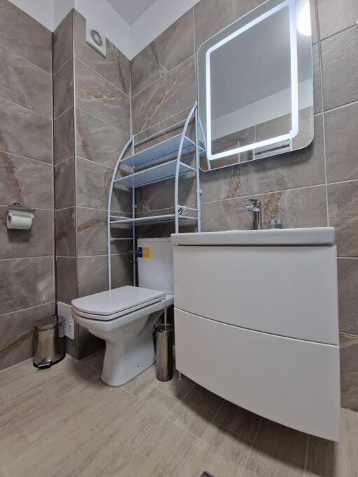 Nasty 24 Aparthotel Pool & Spa Mamaia Nord Нэводари Экстерьер фото