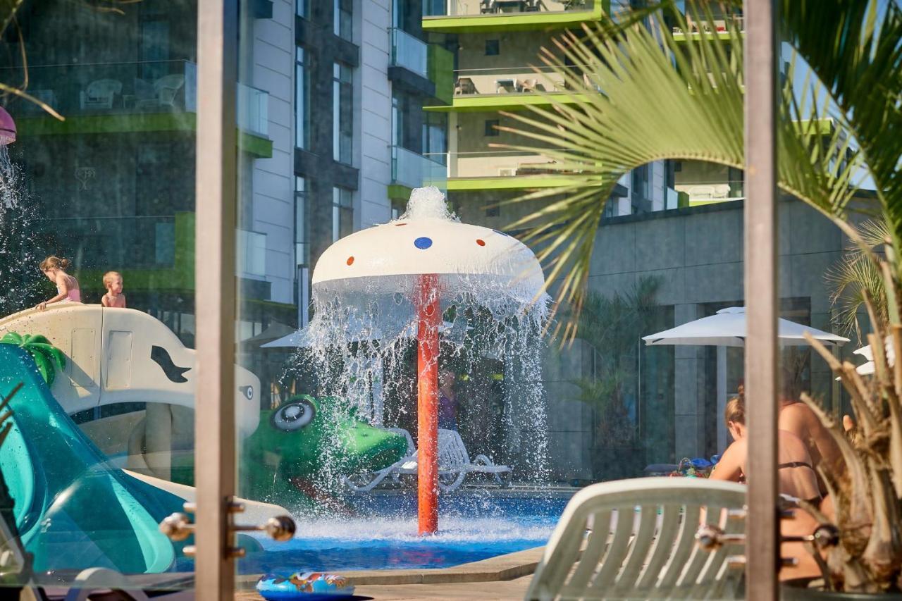 Nasty 24 Aparthotel Pool & Spa Mamaia Nord Нэводари Экстерьер фото